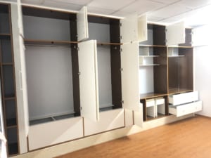 tủ đựng quần áo nhựa liền bàn trang điểm và bàn làm việc